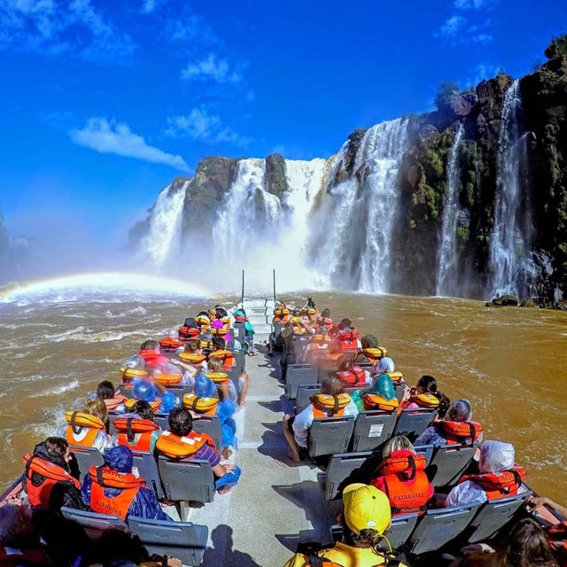 Tour of both sides of iguazu falls, Brazil and Argentina. This tour